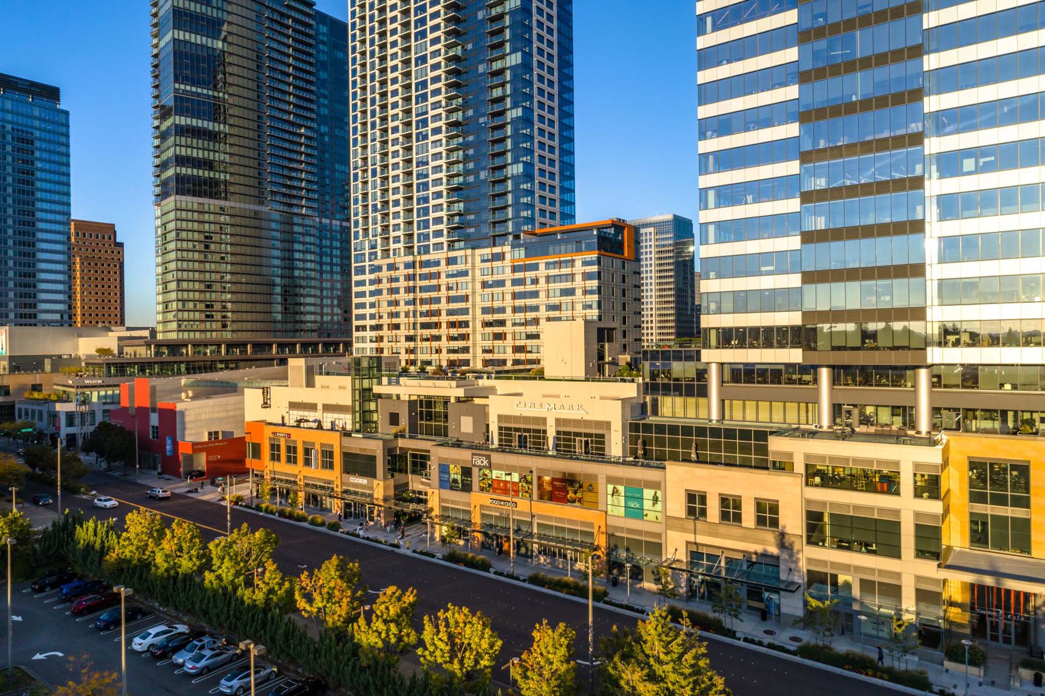 Lincoln Square Kemper Development Company